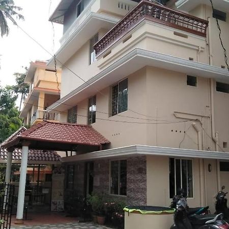 Coral Cove Beach Resort Varkala Esterno foto