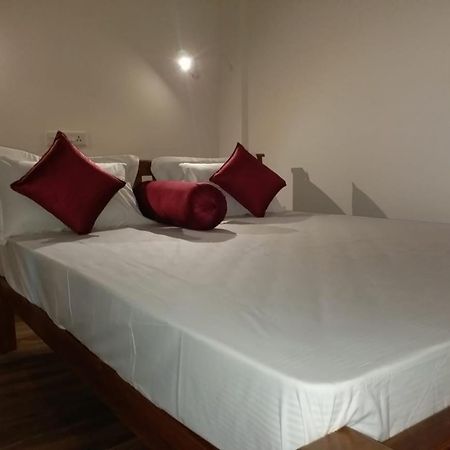 Coral Cove Beach Resort Varkala Esterno foto
