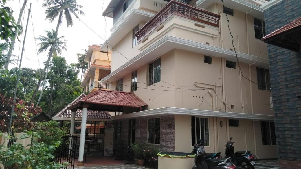 Coral Cove Beach Resort Varkala Esterno foto